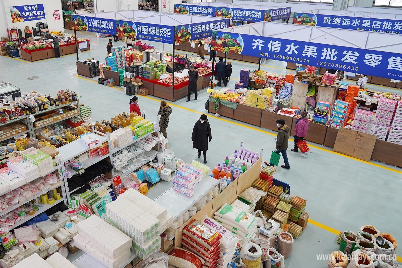 市農(nóng)副產(chǎn)品批發(fā)市場全面恢復(fù)營業(yè)，貨品充足保障供應(yīng)